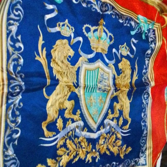 Italy 100% Silk Square Scarf Crest With Lions And Flordelie Venice Sc2 - Picture 4 of 11